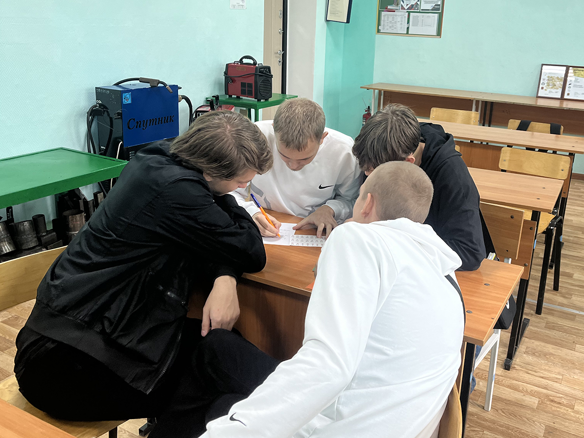 Студенты проверили знания об избирательном праве