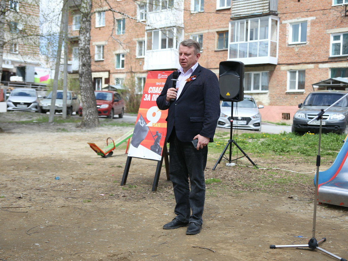 Поздравили ветеранов 8Мая 5