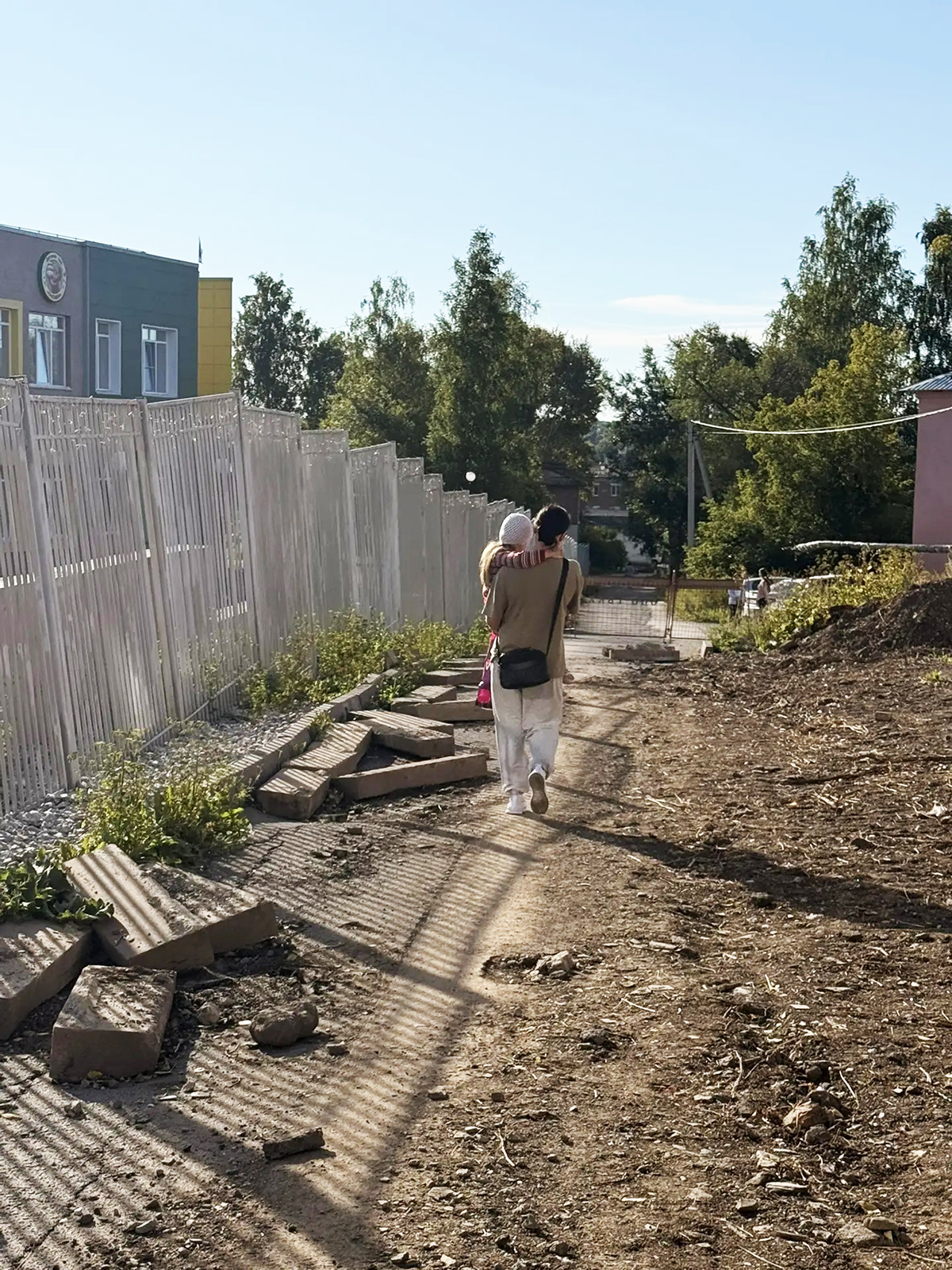 «Чтобы дети не ходили в садик по грязи»